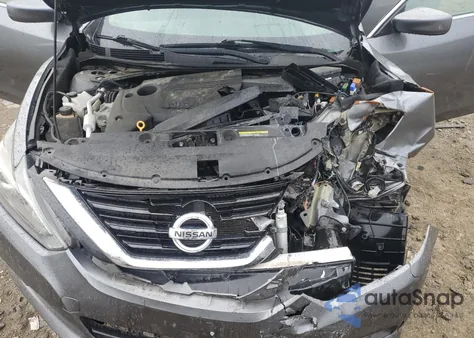 2018 Nissan Altima 2.5 из США, поврежденный, VIN 1N4AL3AP0JC297351